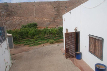 8 Bed  Villa/House for Sale, Las Palmas, San Bartolomé Interior, Gran Canaria - DI-2037