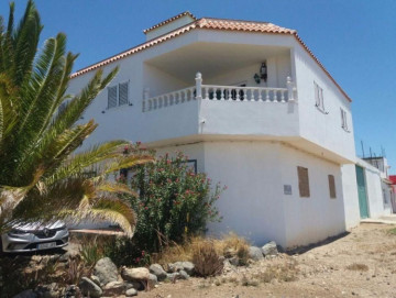 3 Bed  Villa/House for Sale, Las Palmas, San Bartolomé Interior, Gran Canaria - DI-10916